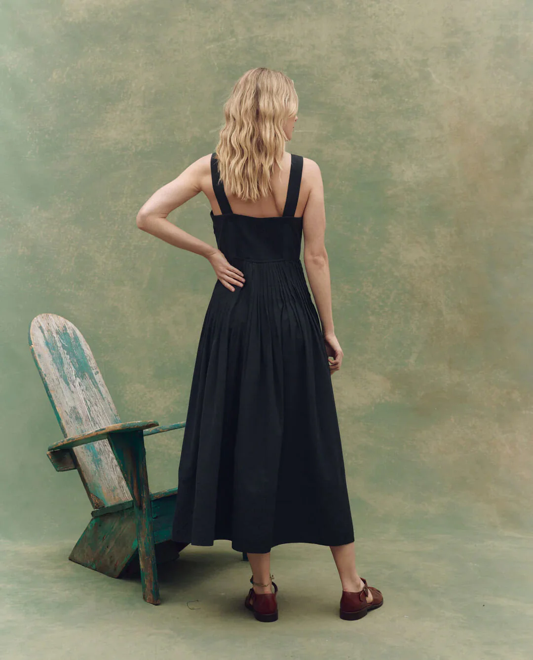 The Day Break Dress. -- Black