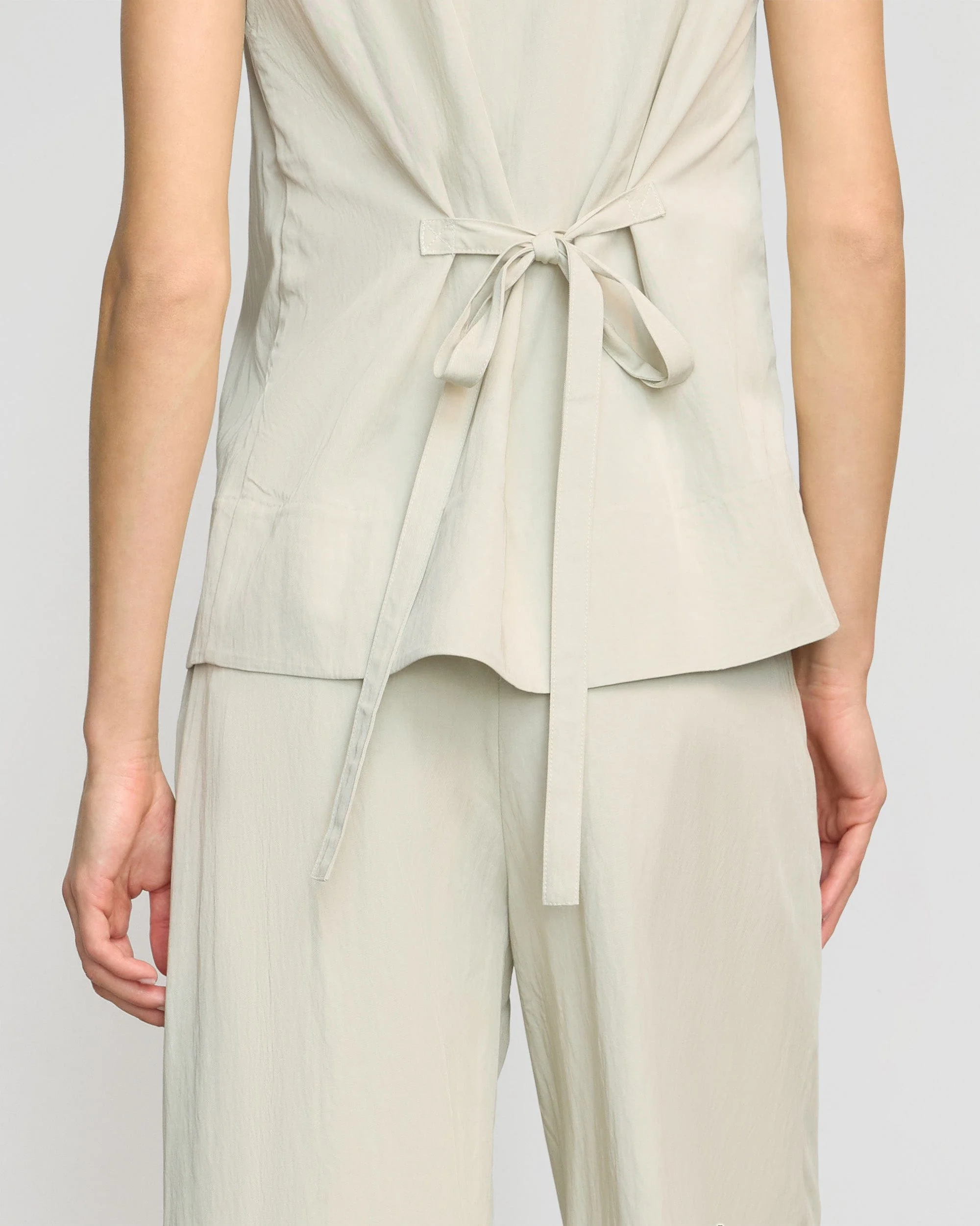 Zhou Tie-Back Button Vest