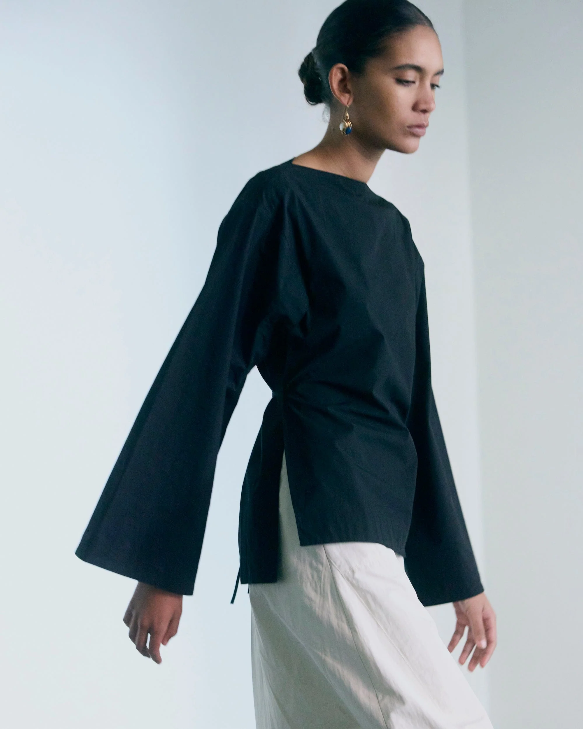 Iliana Sculpted Flare-Sleeve Blouse