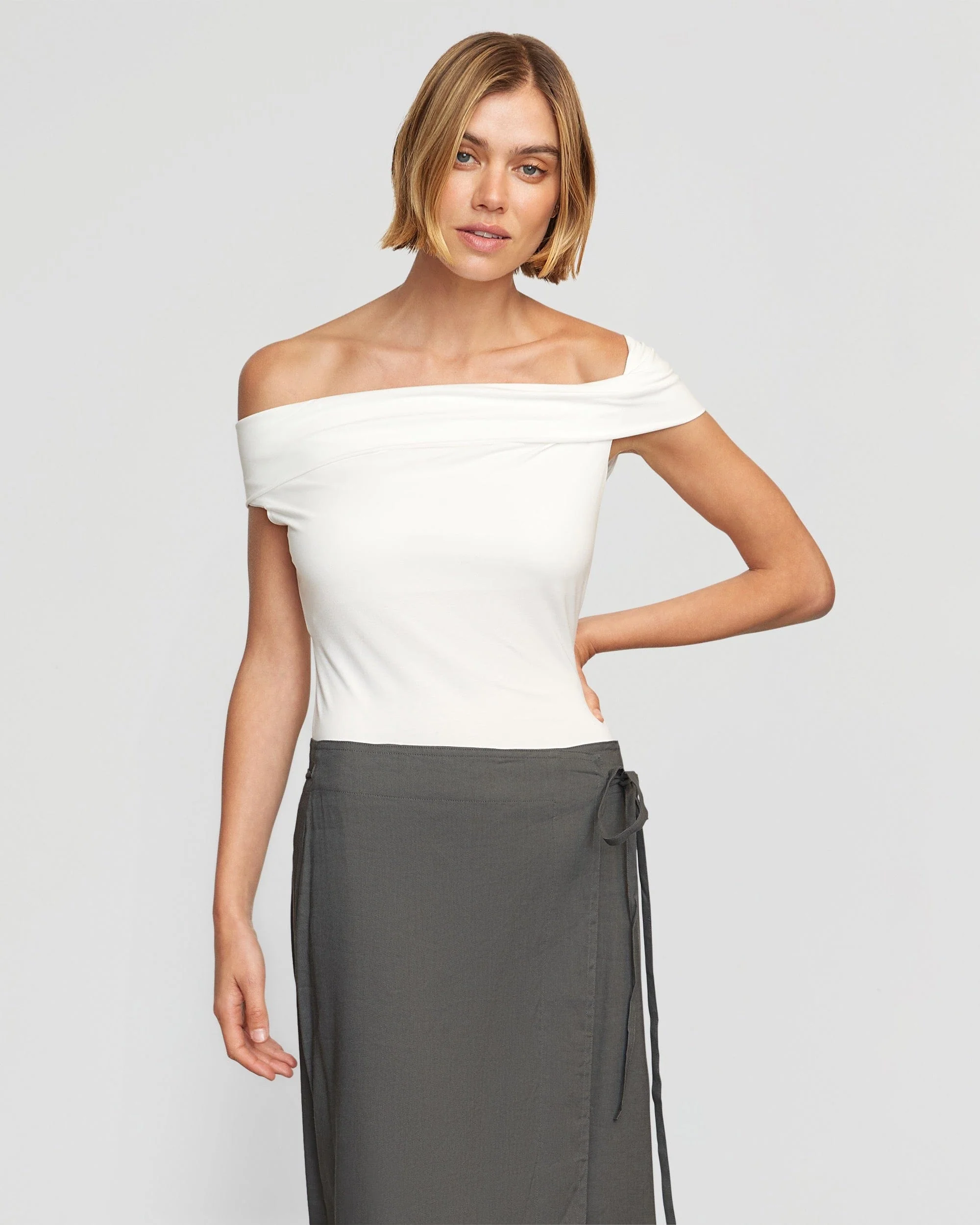 Mai Asymmetric Off-Shoulder Tee